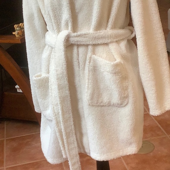 Ladies bath robe - Picture 2 of 2